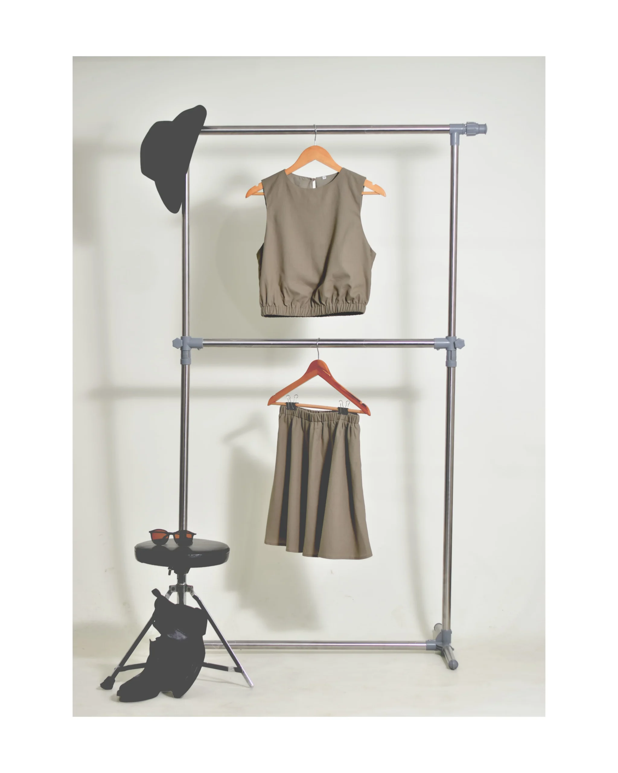 Olive Aire Set - Image 2